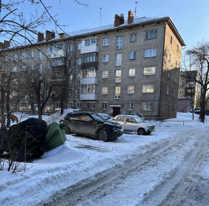 квартира г Новосибирск р-н Калининский Заельцовская ул Объединения 52 Микрорайон №4 фото 1