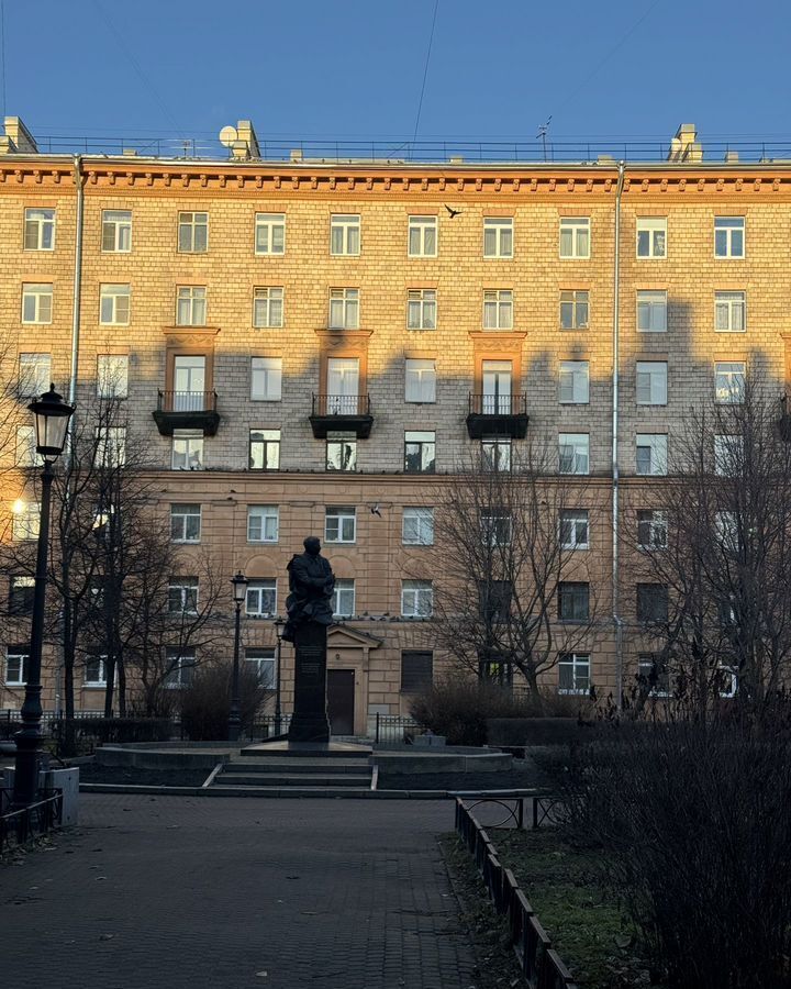 квартира г Санкт-Петербург метро Приморская Средний пр-т Васильевского острова, 99/18 фото 11