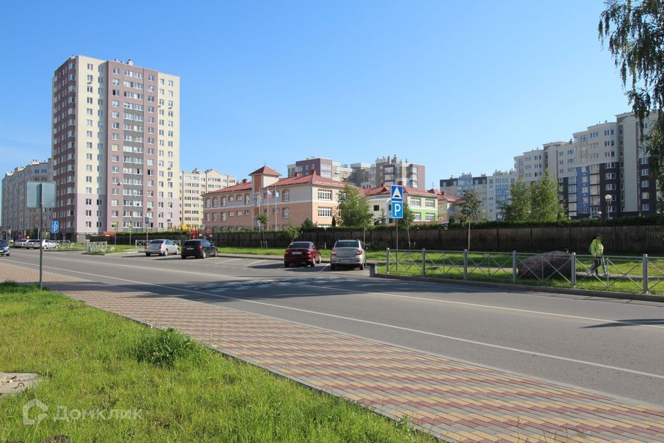 квартира г Калининград р-н Ленинградский ул Беловежская 7 городской округ Калининград фото 1