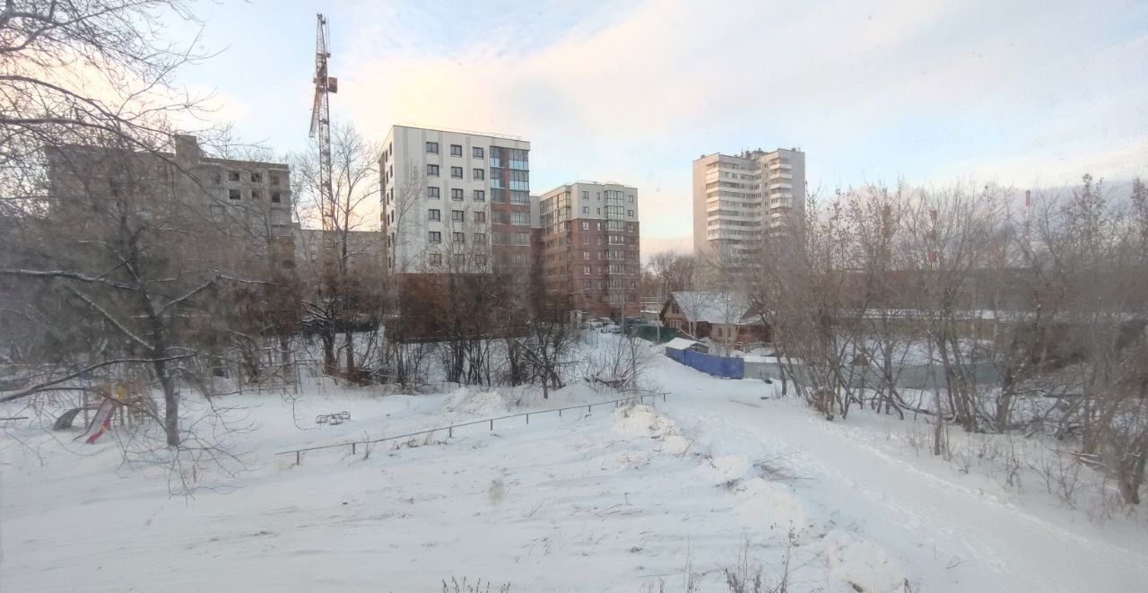 комната г Пермь р-н Свердловский ул Нейвинская 1-я 1 фото 9