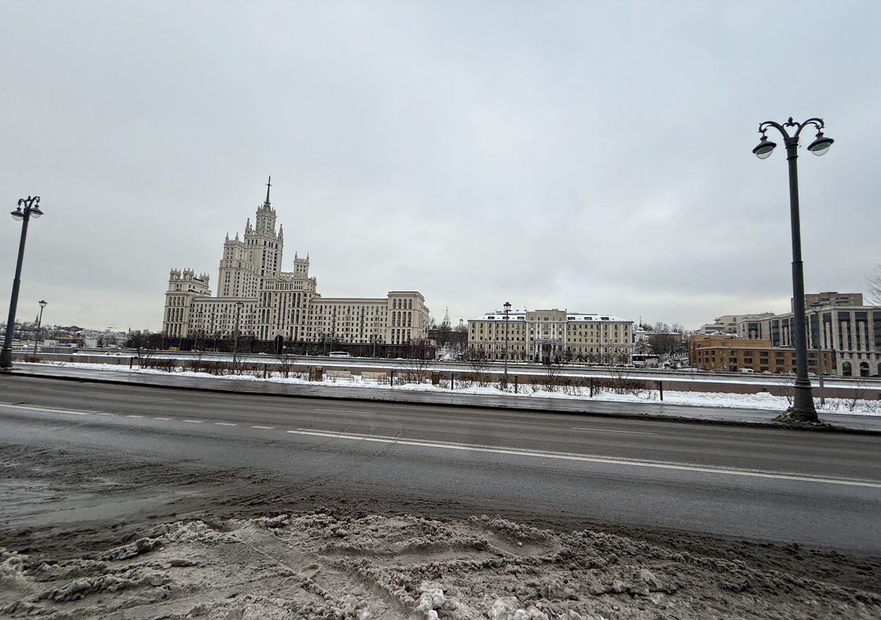 квартира г Москва метро Новокузнецкая наб Космодамианская 4/22а муниципальный округ Замоскворечье фото 5