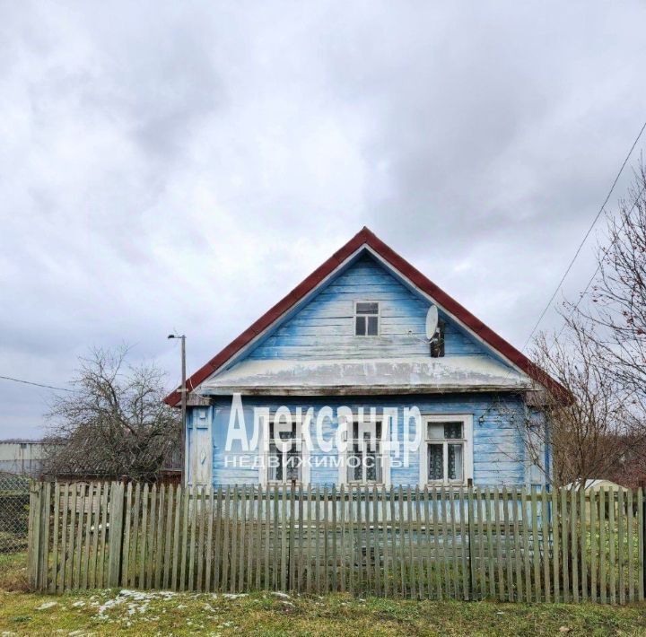 дом р-н Киришский д Городище Пчевское с/пос, ул. Набережная фото 1