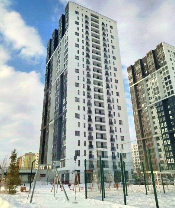 квартира г Тюмень ул Фармана Салманова 26к/2 фото 25