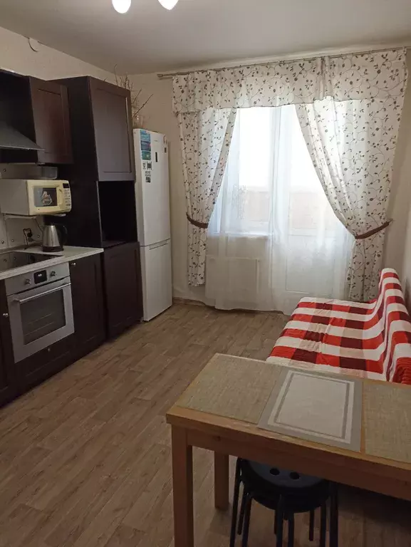 квартира г Тюмень ул Мельникайте 2к/12 фото 5