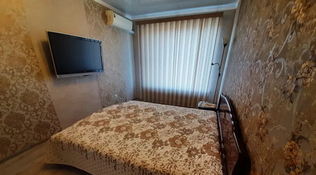 квартира г Таганрог ул Адмирала Крюйса 23/3 фото 16