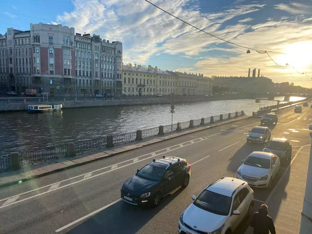 квартира г Санкт-Петербург метро Звенигородская наб Реки Фонтанки 67/69 Ленинградская область фото 1