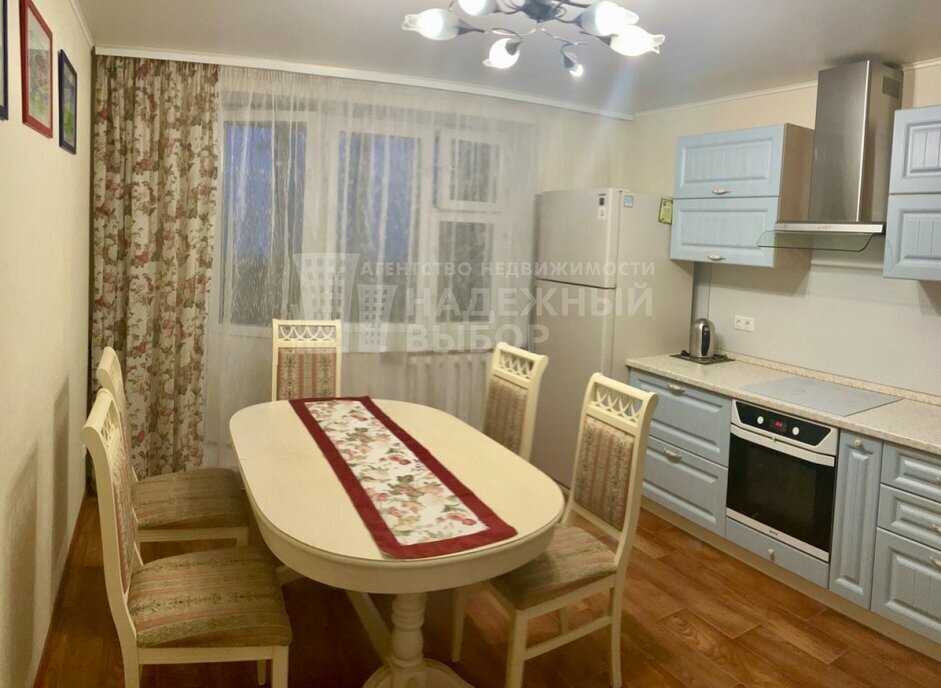 квартира г Тюмень ул Николая Семенова 25к/2 фото 1