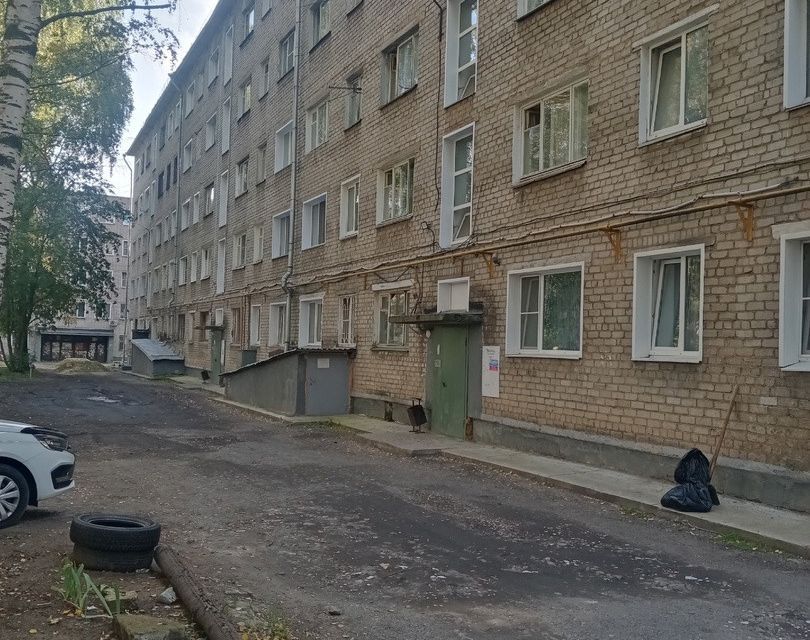 комната г Киров р-н Ленинский ул Левитана 4 городской округ Киров фото 1