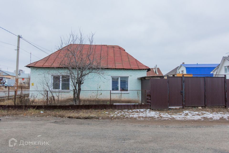 дом г Оренбург р-н Центральный Оренбург городской округ, Мало-Мельничная, 49а / Сухарева, 199 фото 1