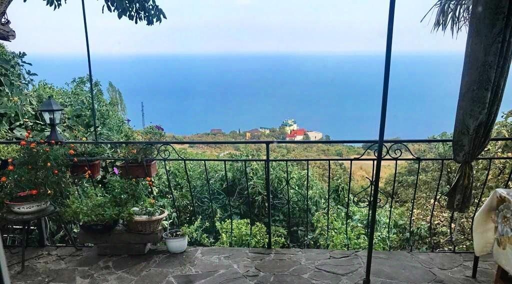 дом г Алушта с Малый Маяк ул Пешеходная фото 1