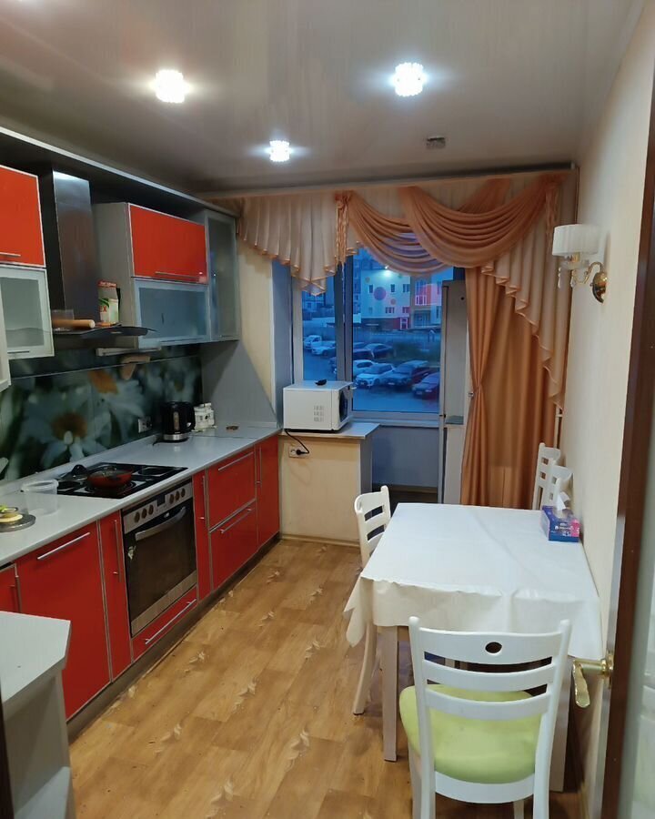 квартира г Петропавловск-Камчатский ул Звездная 5/2 фото 4