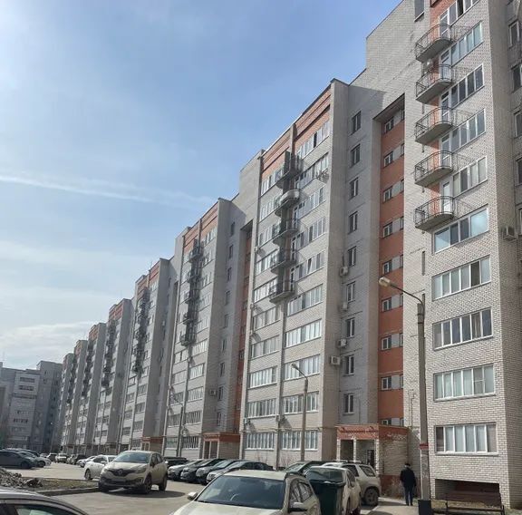 квартира г Казань р-н Кировский Яшьлек ул Коммунаров 2 фото 7