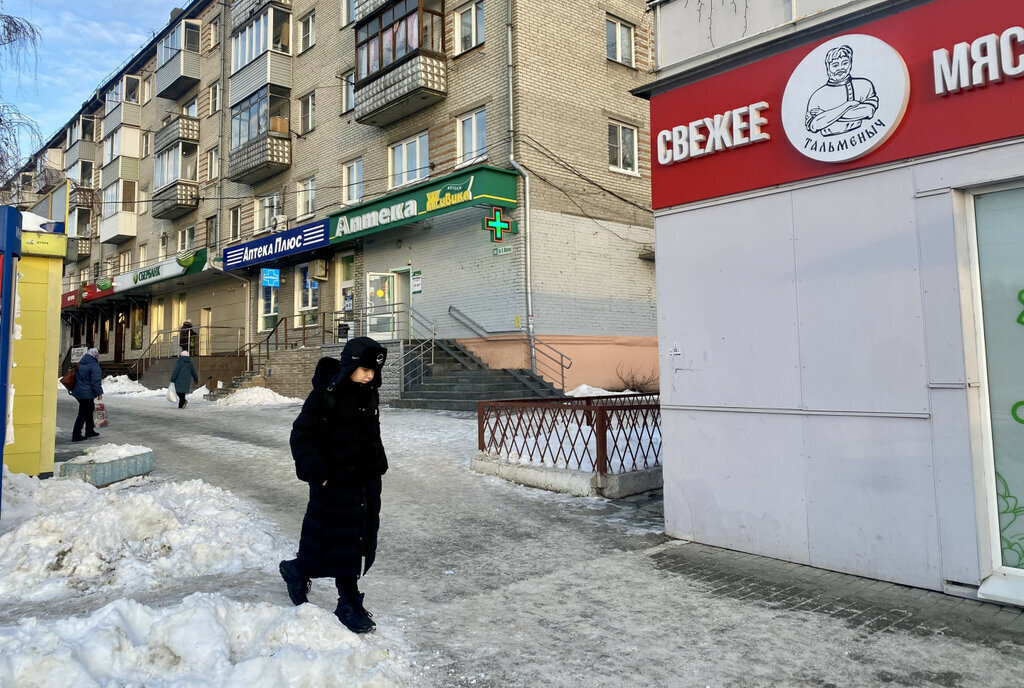 торговое помещение г Барнаул р-н Железнодорожный ул Антона Петрова 144/65 фото 3