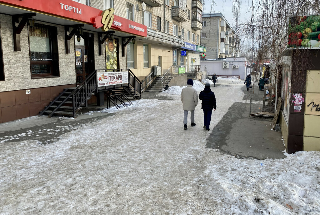 торговое помещение г Барнаул р-н Железнодорожный ул Антона Петрова 144/65 фото 4