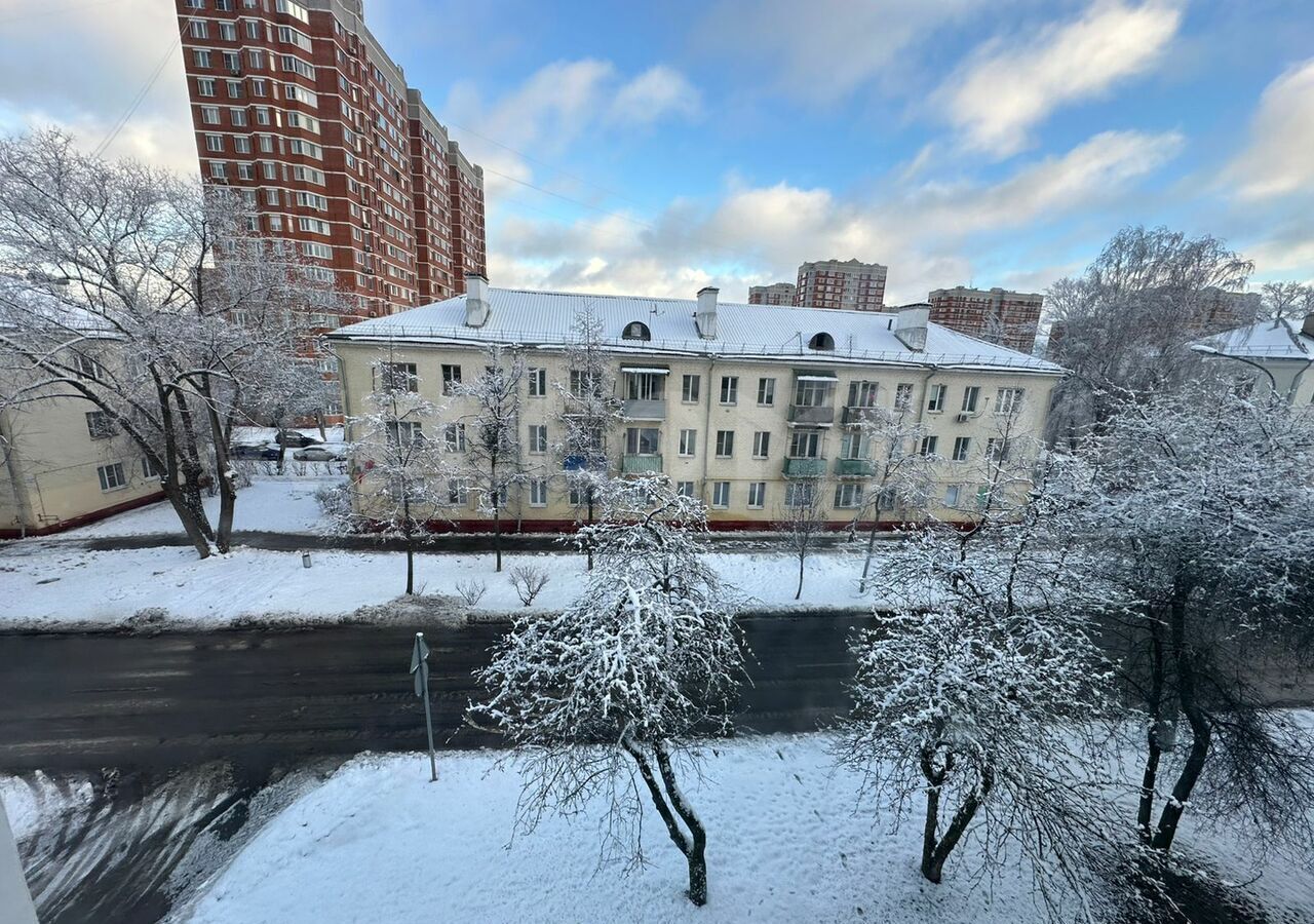 квартира г Москва метро Щербинка Щербинка, Новомосковский административный округ, р-н Щербинка, Московская область, г Домодедово, Театральная ул., 5 фото 4