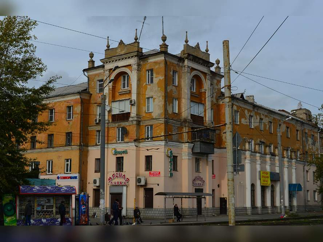 р-н Металлургический ул Сталеваров 37/26 фото