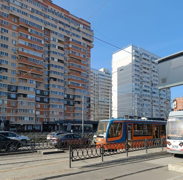 квартира г Краснодар р-н Прикубанский мкр им Петра Метальникова ул им. Петра Метальникова 5к/1 фото 6