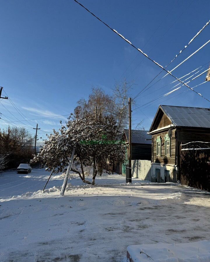 дом г Вольск ул Октябрьская 196 Вольский р-н, муниципальное образование фото 2