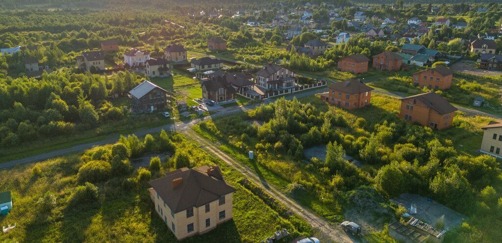 дом р-н Всеволожский п Романовка Ладожская, коттеджный посёлок Новая Романовка, Персиковая улица фото 1