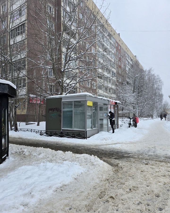 торговое помещение г Санкт-Петербург метро Комендантский Проспект ул Уточкина 5 фото 1