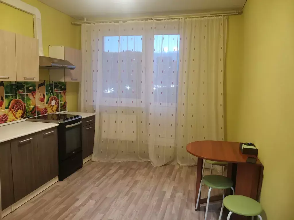 квартира г Тобольск 15-й микрорайон 22 фото 6