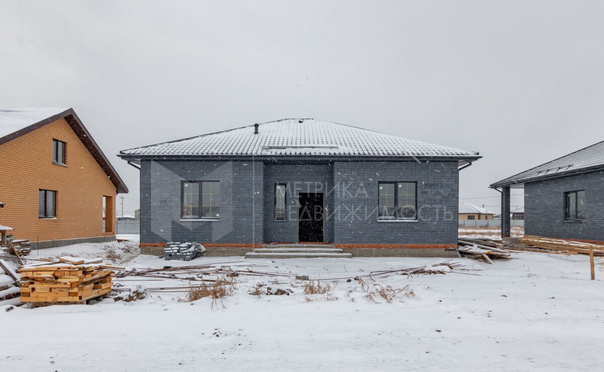 дом р-н Тюменский д Падерина ул. Г. Л. Мерабишвили, Тюмень фото 3