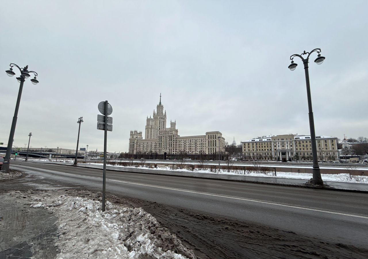 квартира г Москва метро Новокузнецкая наб Космодамианская 4/22а муниципальный округ Замоскворечье фото 6