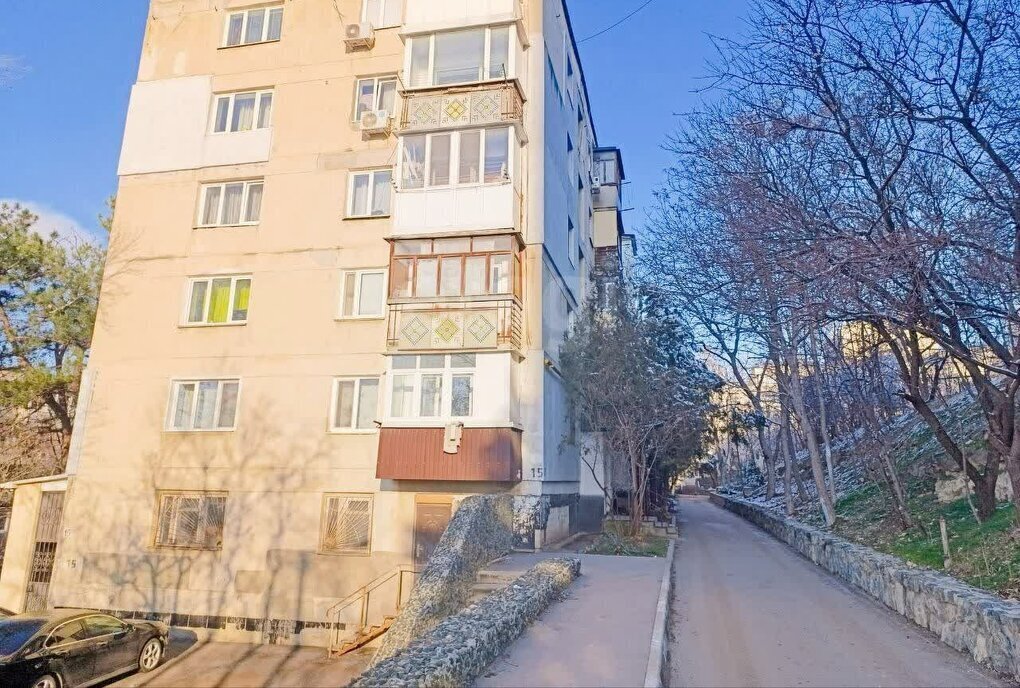 квартира г Симферополь р-н Киевский ул им. Матэ Залки 15 фото 4