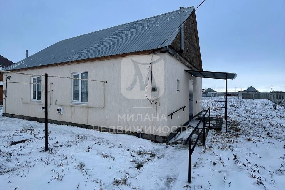 дом р-н Беляевский с Беляевка ул Луговая 2б Беляевский сельсовет фото 3