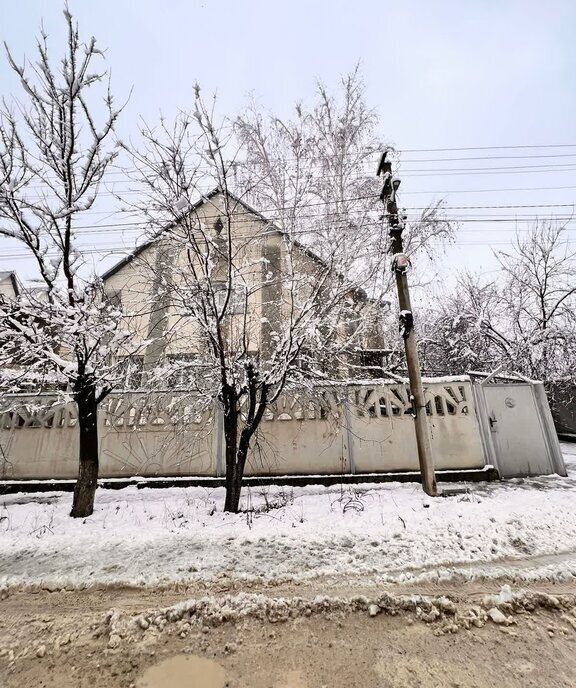 дом р-н Белогорский г Белогорск улица Котельникова фото 2