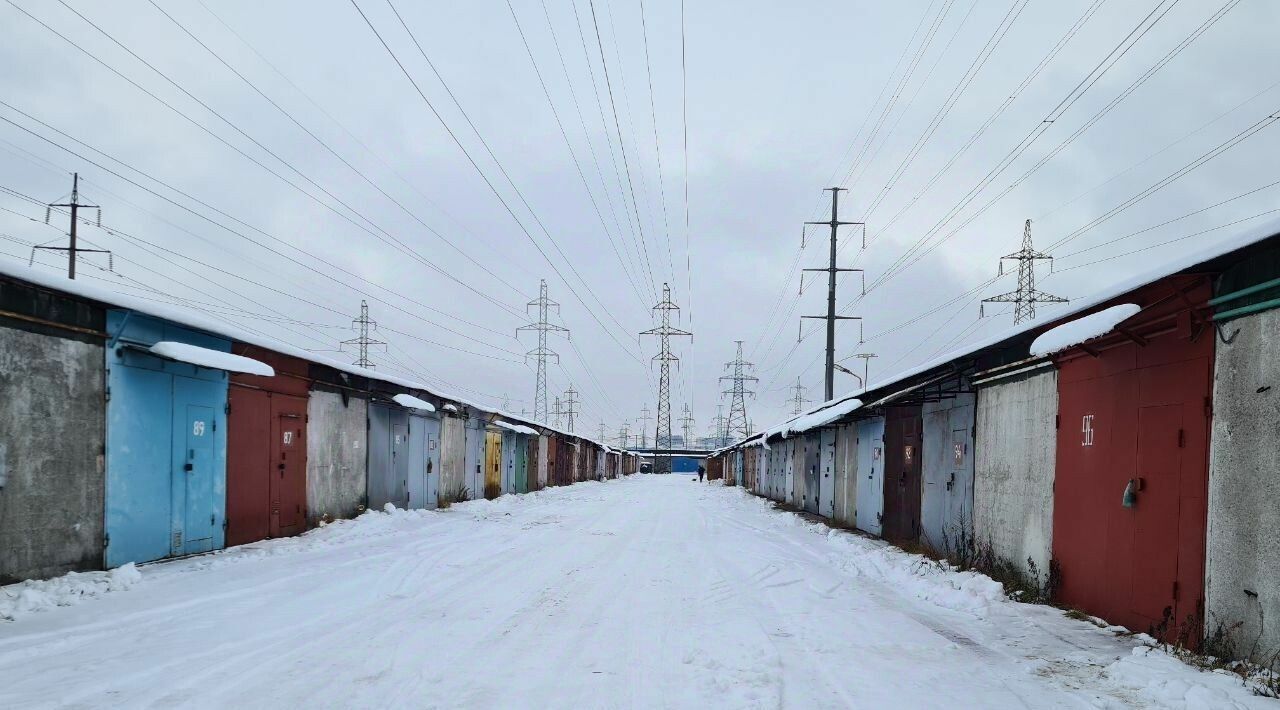 гараж г Санкт-Петербург р-н Красногвардейский ул Передовиков 8к/1 округ Пороховые фото 3