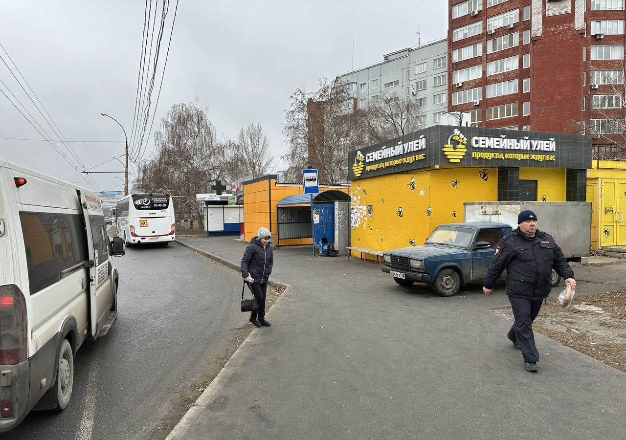 торговое помещение г Тольятти р-н Автозаводский 12 квартал ул Автостроителей 80а фото 13