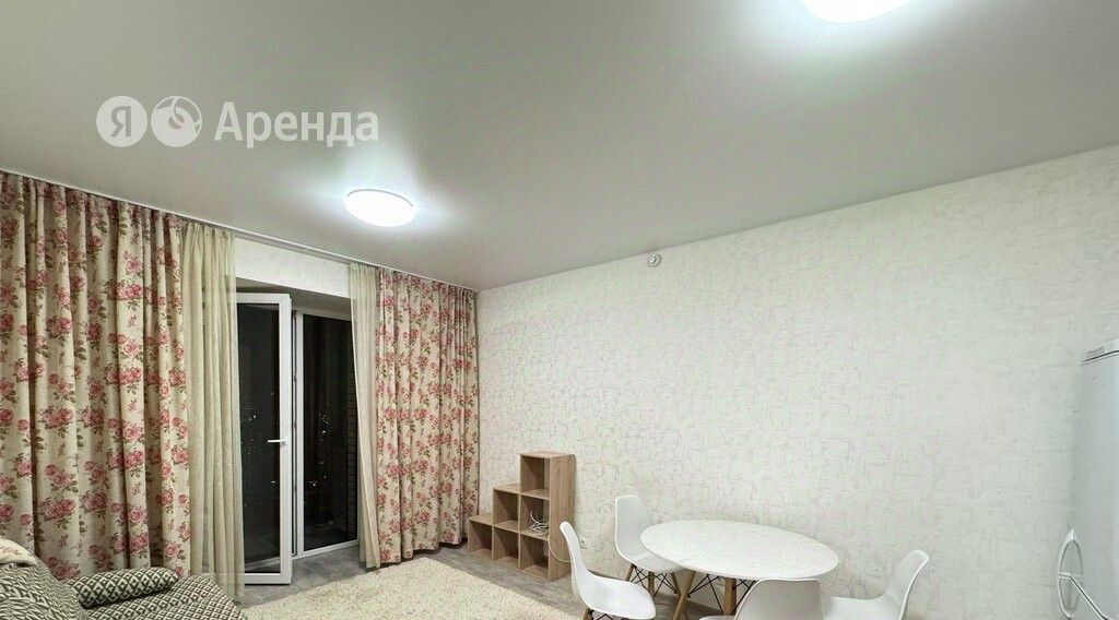 квартира г Красноярск р-н Центральный ул Караульная 43/4 фото 2