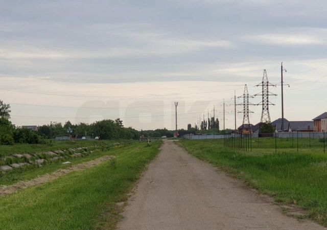 п Пригородный ул. Созонта Никитенко, 15 фото