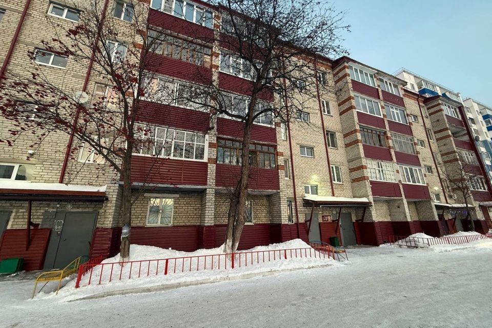 квартира г Тобольск пер Рощинский 62 Тобольск городской округ фото 1