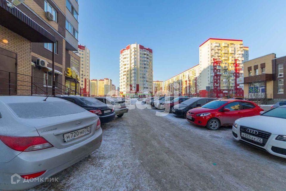 квартира г Тюмень Тюмень городской округ, Станислава Карнацевича, 6 фото 3