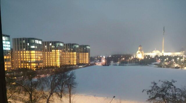 метро Парк Победы ул Генерала Ермолова 4 фото