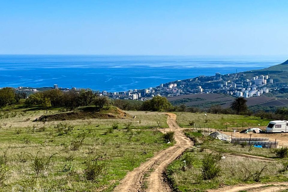 земля Алушта городской округ, с. Лучистое фото 5