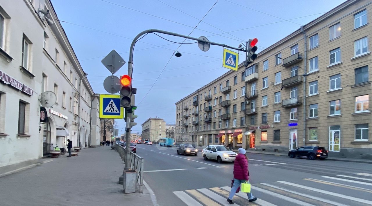 квартира г Санкт-Петербург метро Новочеркасская пр-кт Среднеохтинский 33/15 фото 16