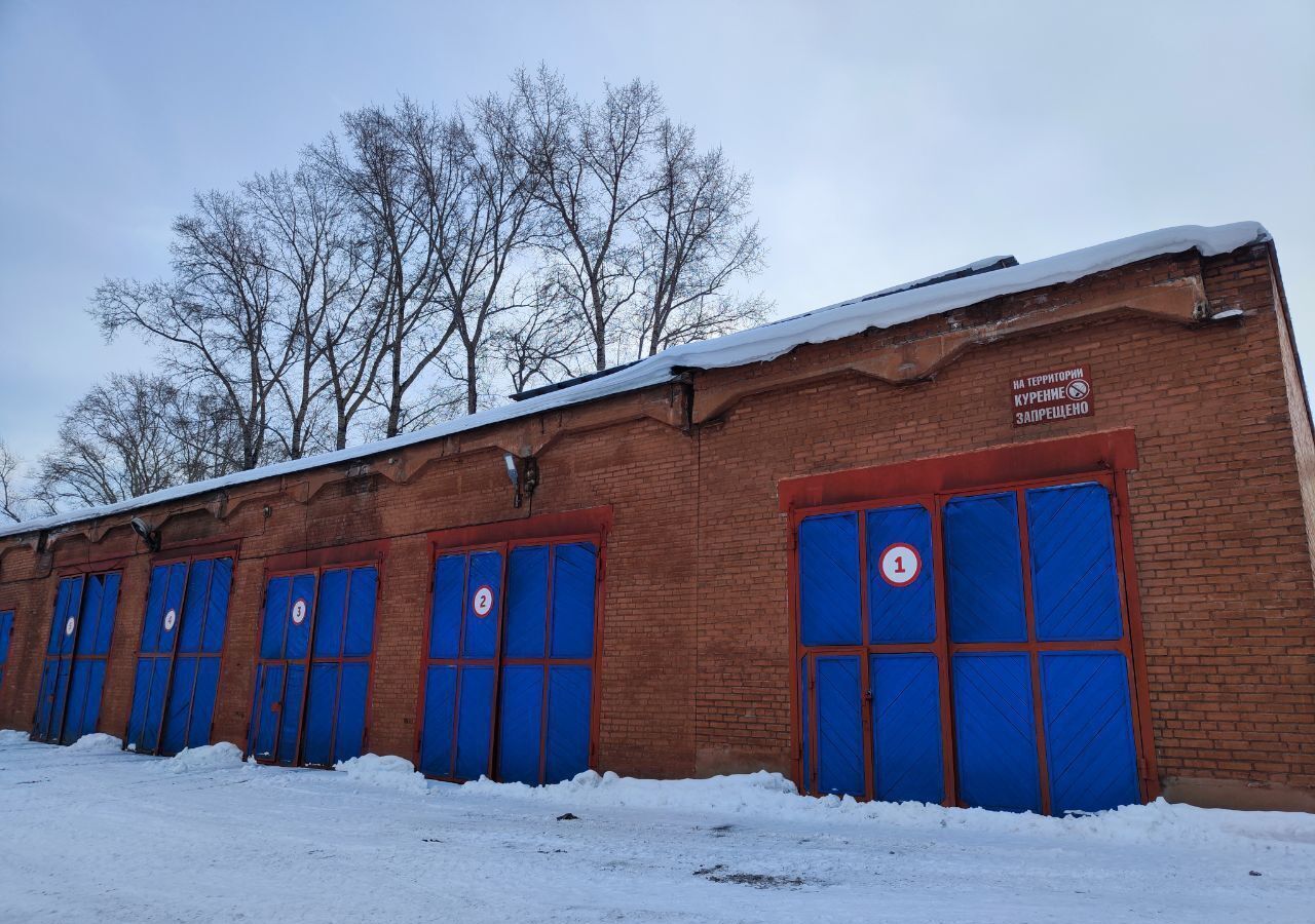 гараж г Новокузнецк р-н Куйбышевский ул Вокзальная 12к/11 Кемеровская обл. — Кузбасс фото 1