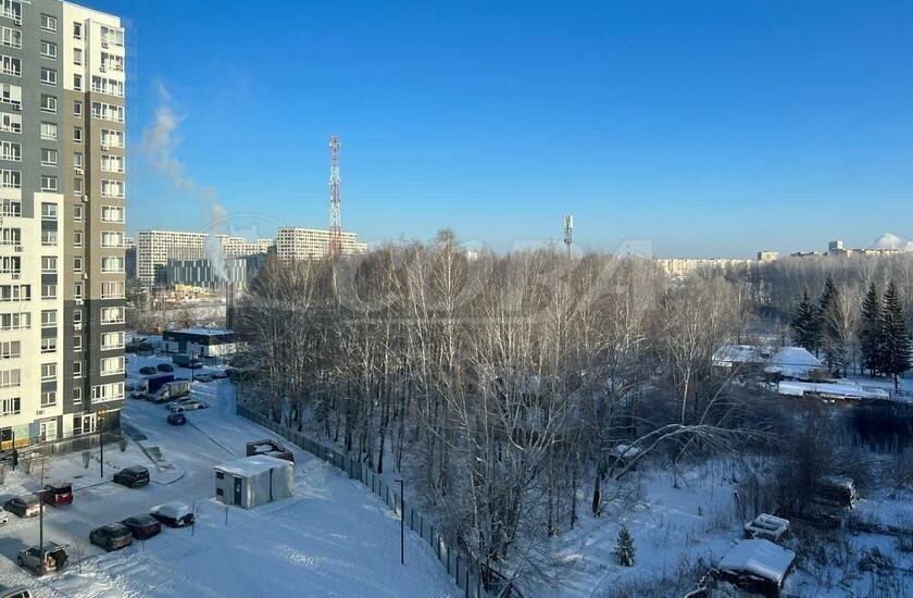 квартира р-н Тюменский д Дударева ул Сергея Джанбровского 11 фото 7