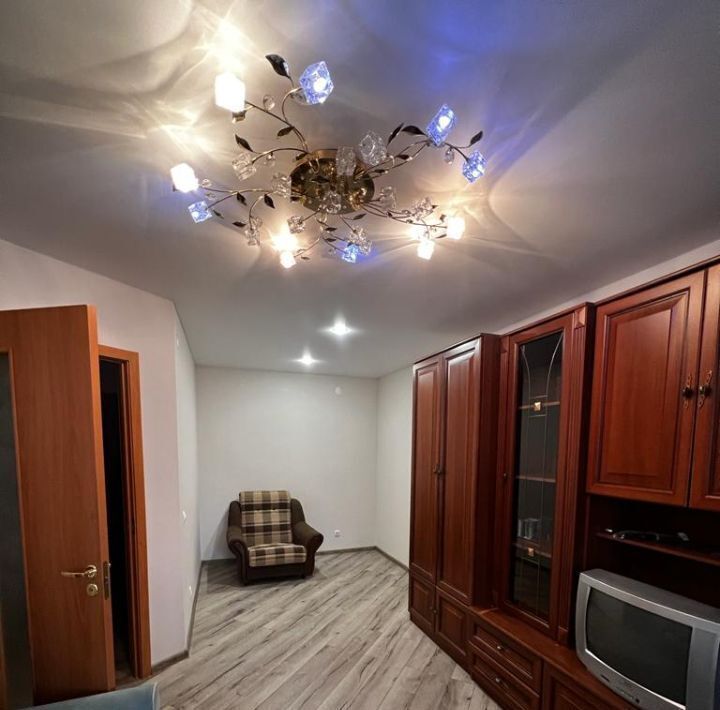 квартира г Казань Авиастроительная ул Максимова 1б фото 7