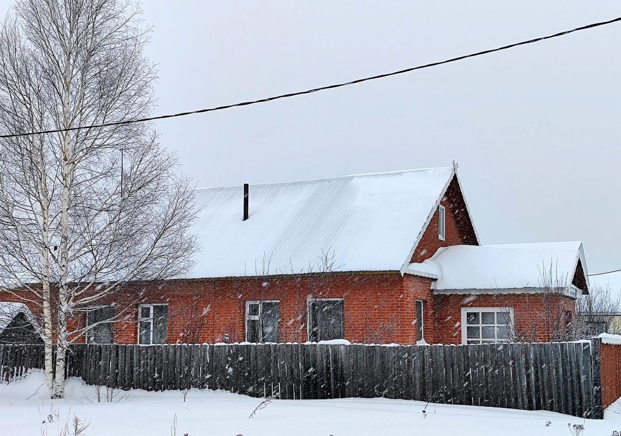 дом г Мегион пгт Высокий ул Кошурникова Тюменская обл. фото 3