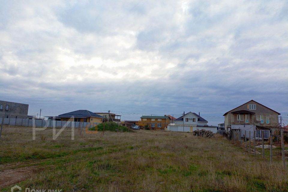 земля р-н Бахчисарайский с. Угловое фото 5