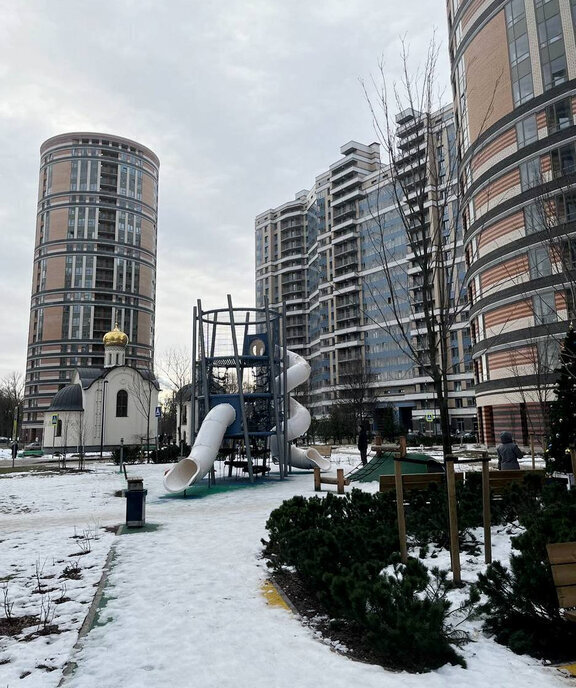 квартира г Санкт-Петербург метро Пионерская пр-кт Коломяжский 13к/2 округ Комендантский аэродром фото 3