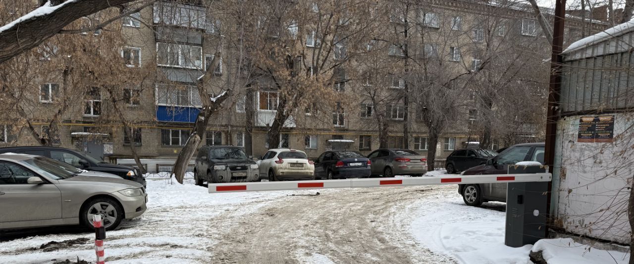 квартира г Челябинск р-н Советский пр-кт Ленина 33а фото 1