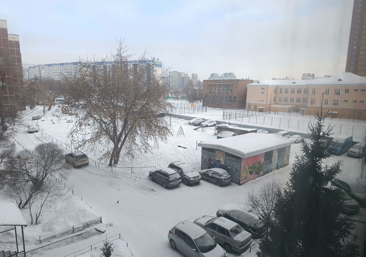 квартира г Новосибирск метро Площадь Гарина-Михайловского р-н Заельцовский ул Дуси Ковальчук 16 фото 15