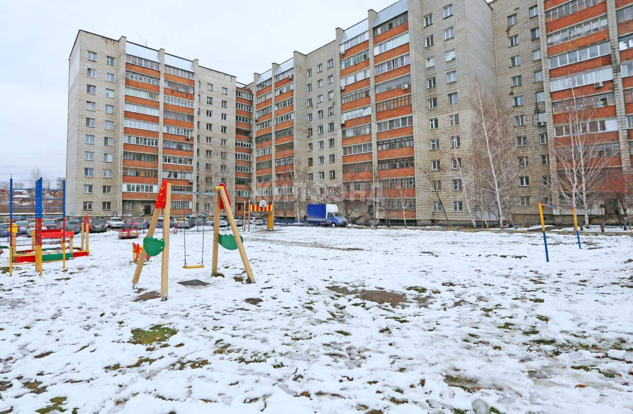 квартира г Новосибирск р-н Дзержинский ул Есенина 10/2 Золотая нива фото 12