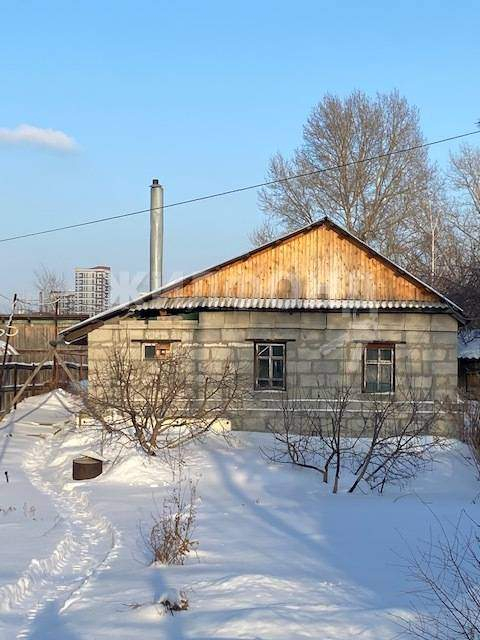 дом г Новосибирск метро Площадь Гарина-Михайловского р-н Ленинский ул Яринская фото 23