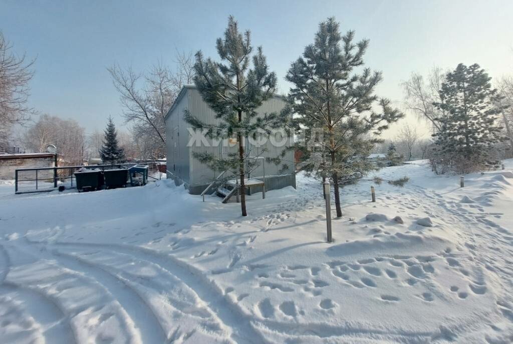 квартира г Красноярск р-н Октябрьский ул Ленинградская 42 фото 20